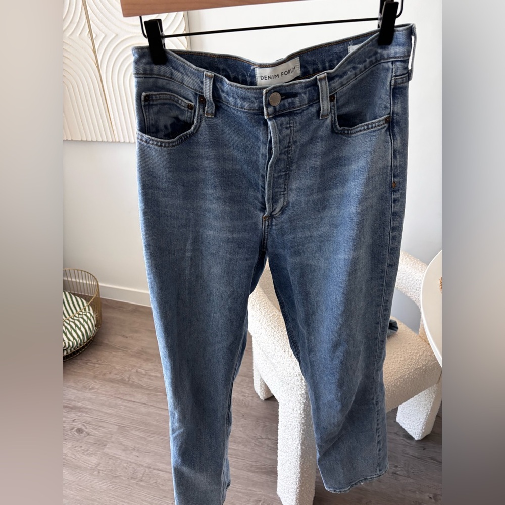 Aritzia denim forum medium wash straight leg jeans